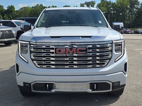 Used 2026 GMC Sierra 1500 Denali w/ Technology Package AWD/4WD image 8