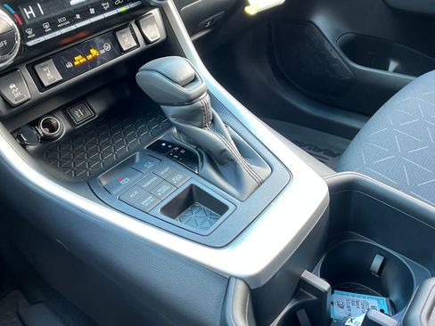 New 2025 Toyota RAV4 XLE w/ Convenience Package image 20