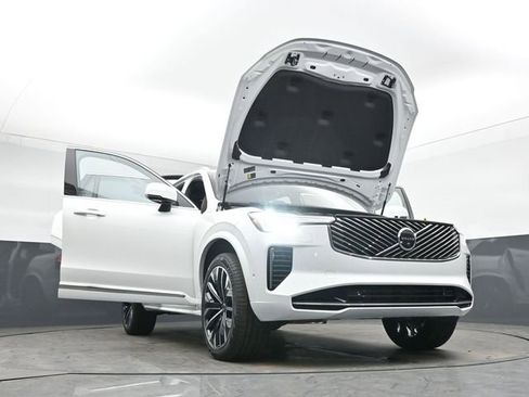 New 2026 Volvo XC90 B6 Ultra w/ Protection Package AWD/4WD image 57