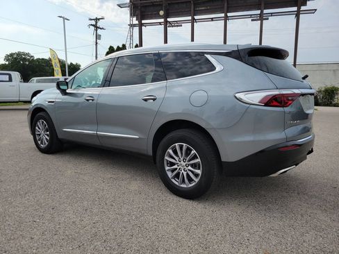 Used 2023 Buick Enclave Essence w/ LPO, Floor Liner Package FWD image 3