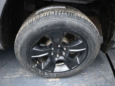 Used 2022 RAM 1500 Lone Star image 9