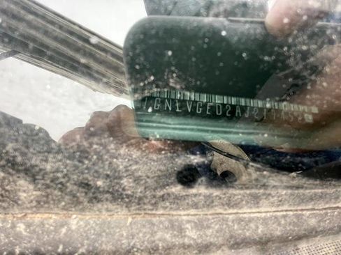 Used 2010 Chevrolet Traverse LT w/ Personal Connectivity Package image 34