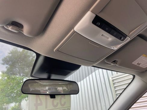 Used 2023 Nissan Sentra SV image 21