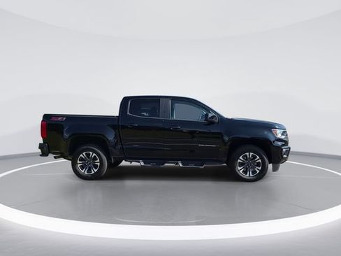 Used 2022 Chevrolet Colorado Z71 AWD/4WD image 9