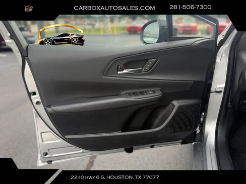 Used 2026 Toyota Prius Plug-In Hybrid w/ Limited Premium Package FWD image 11