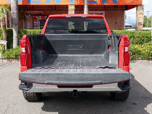 Used 2020 Chevrolet Silverado 1500 LT w/ Trailering Package image 9