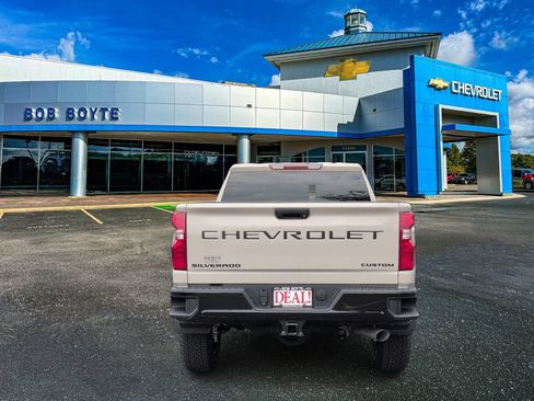 New 2026 Chevrolet Silverado 2500 Custom w/ Custom Blackout Package AWD/4WD image 4