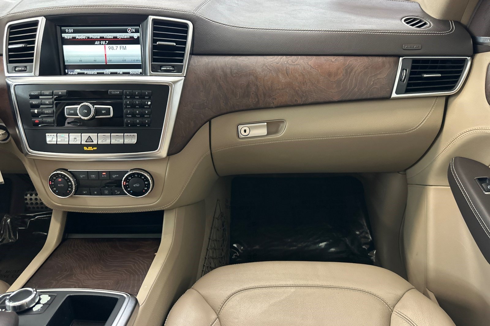 Used 2015 Mercedes-Benz ML 400 4MATIC image 33