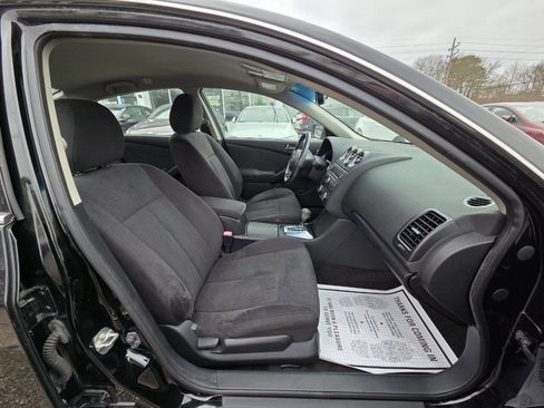 Used 2012 Nissan Altima 2.5 S w/ 20th Anniversary Pkg image 16
