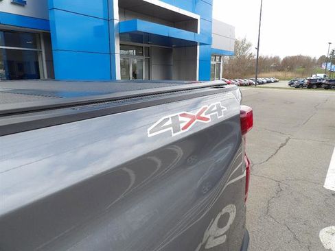 Certified 2021 Chevrolet Silverado 1500 Custom image 32