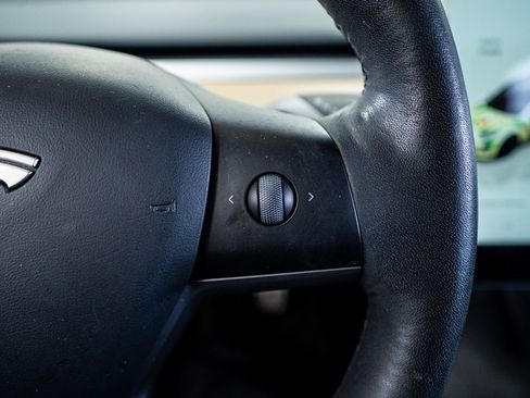 Used 2023 Tesla Model 3 Performance image 41