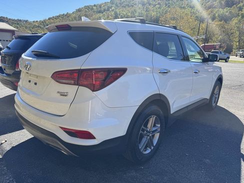 Used 2017 Hyundai Santa Fe Sport image 10