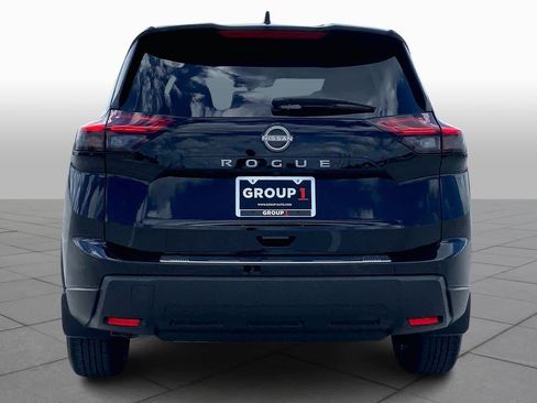 Used 2026 Nissan Rogue SV image 5