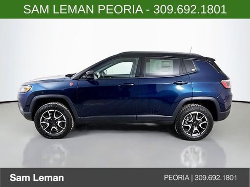 New 2026 Jeep Compass Trailhawk image 4
