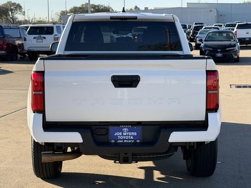 Used 2024 Toyota Tacoma TRD Sport image 8