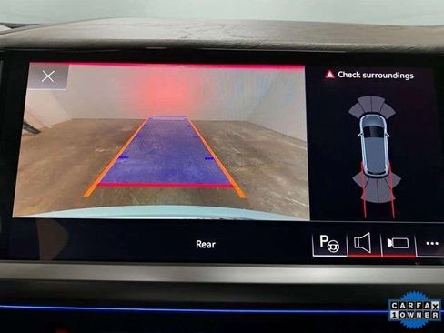 Used 2024 Audi Q4 e-tron Premium Plus image 49