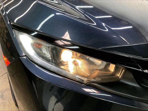 Used 2019 Honda Civic EX image 31