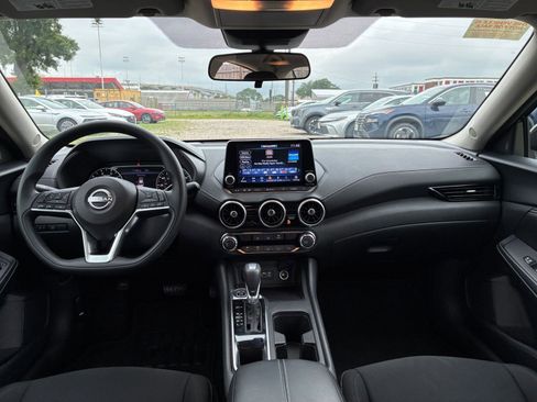 Used 2025 Nissan Sentra SV FWD image 26
