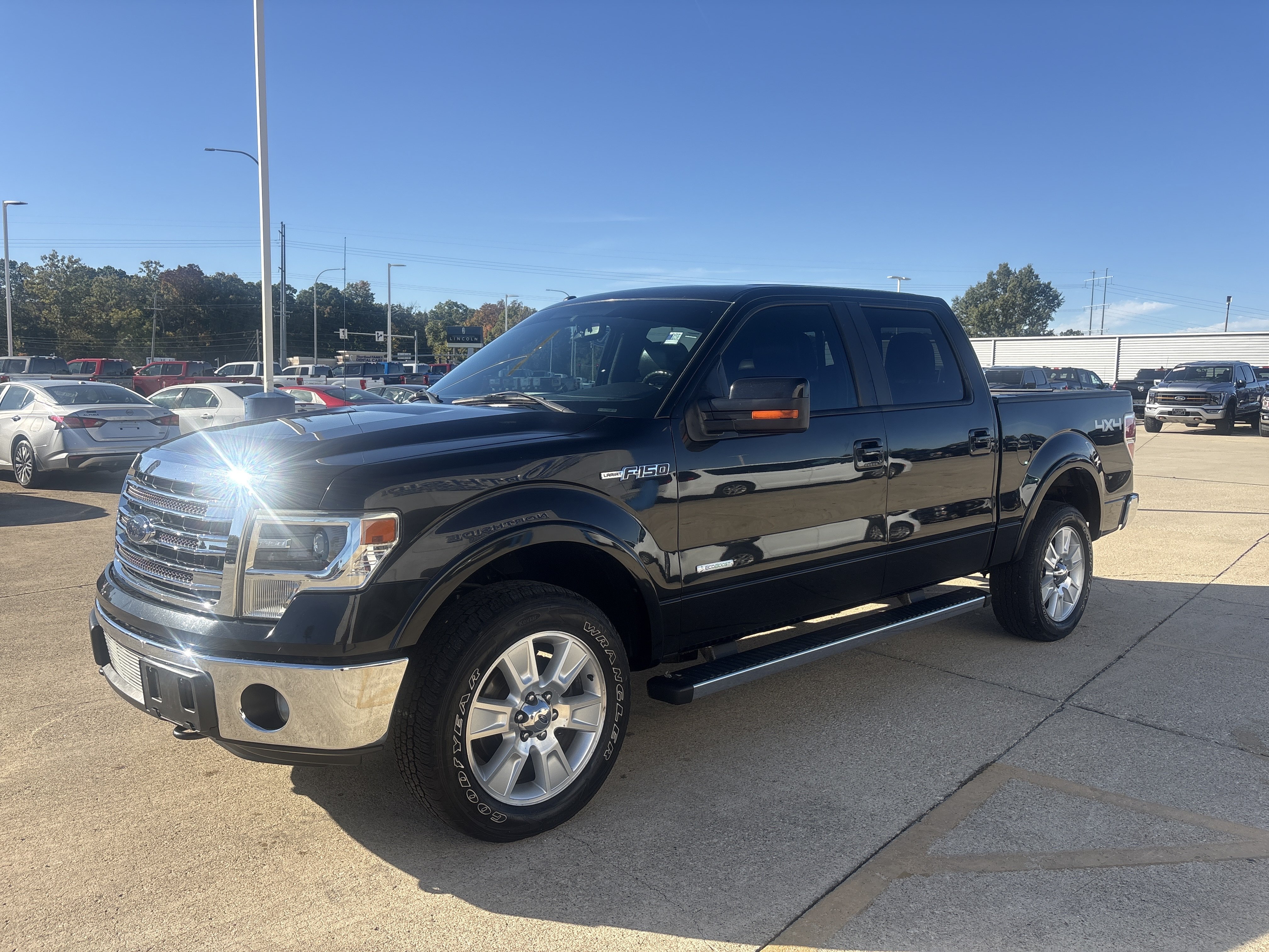 Used 2013 Ford F150 Lariat w/ Luxury Equipment Group AWD/4WD image 8