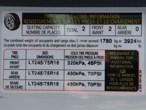 Used 2025 Mercedes-Benz Sprinter 2500 image 49