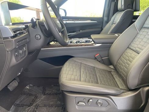 New 2026 Cadillac Escalade Platinum Sport AWD/4WD image 20