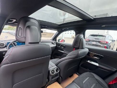 New 2026 Mercedes-Benz GLC 43 AMG 4MATIC image 17