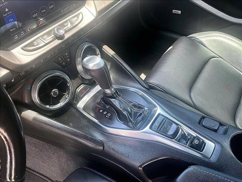 Used 2023 Chevrolet Camaro LT w/ Technology Package RWD image 15
