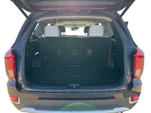 Used 2021 Hyundai Palisade SEL w/ Premium Package image 19