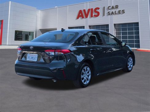 Used 2025 Toyota Corolla LE image 6