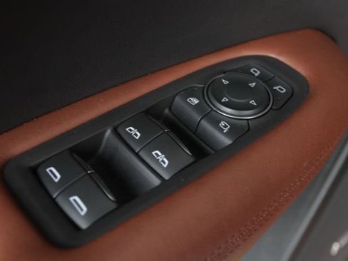 Used 2020 Cadillac XT5 Premium Luxury image 25