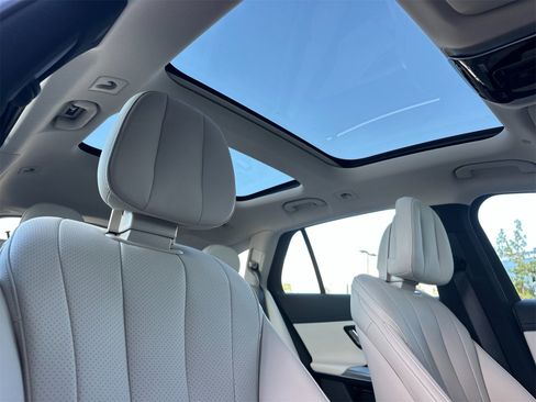 New 2026 Mercedes-Benz E 450 4MATIC All-Terrain Wagon image 17