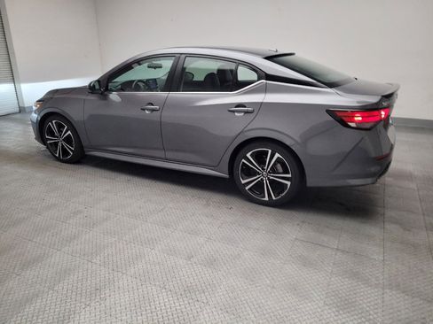 Used 2023 Nissan Sentra SR w/ SR Premium Package FWD image 3