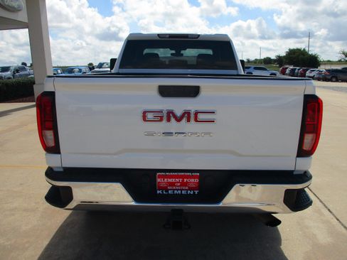 Used 2022 GMC Sierra 2500 Pro w/ Convenience Package AWD/4WD image 11