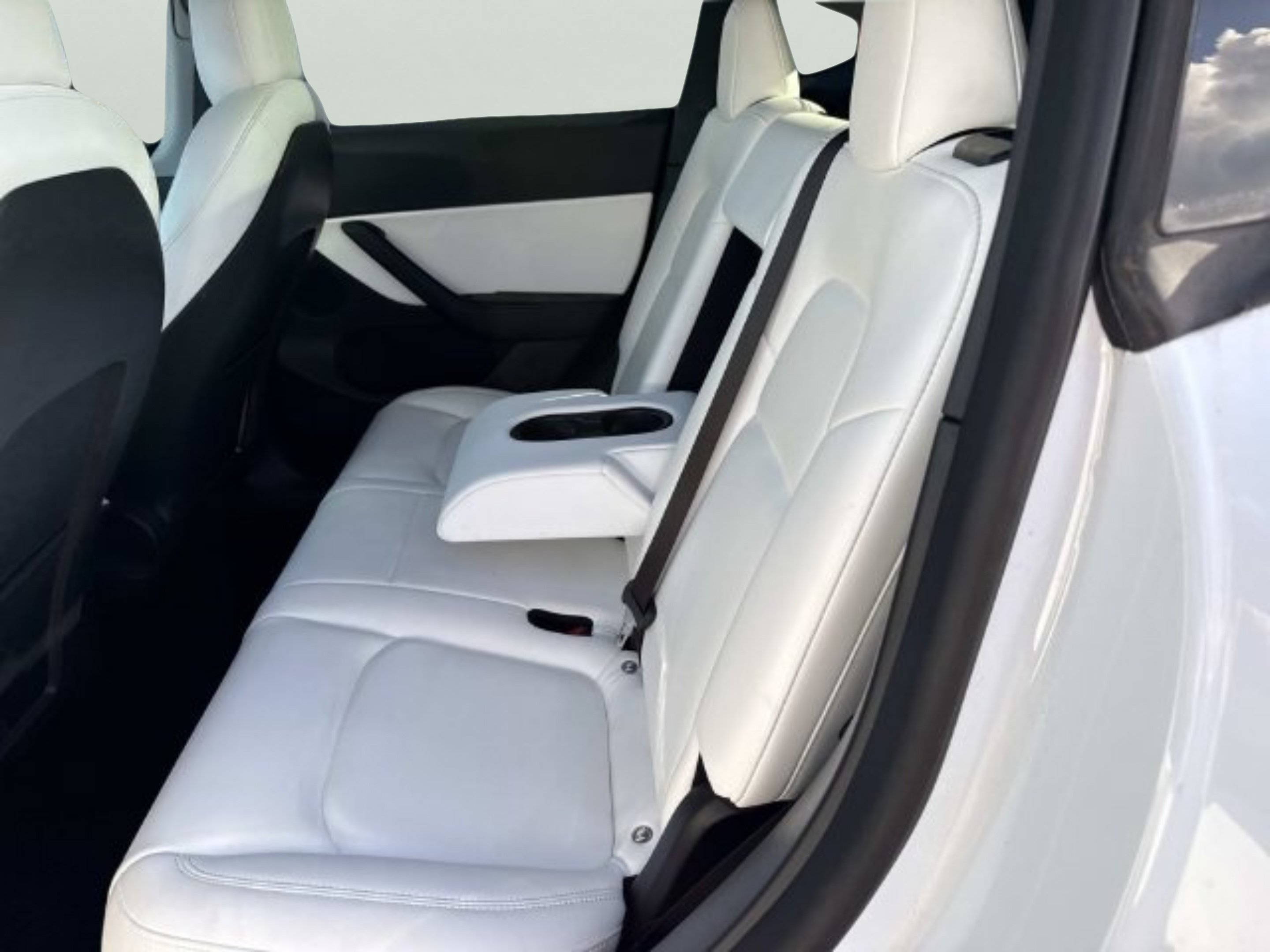 Used 2021 Tesla Model Y Long Range AWD/4WD image 12