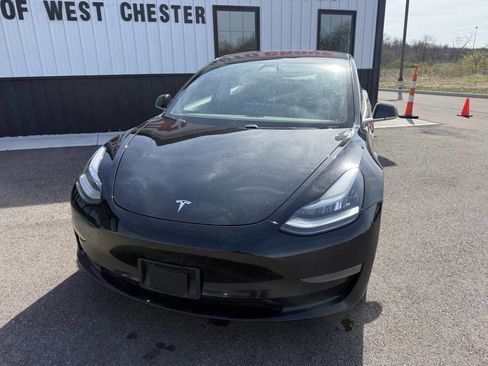 Used 2018 Tesla Model 3 image 2