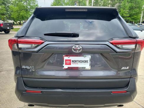 Certified 2023 Toyota RAV4 XLE Premium FWD image 5