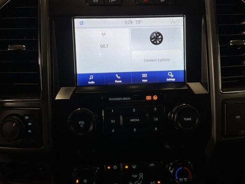 Used 2021 Ford F250 XLT w/ FX4 Off-Road Package image 16