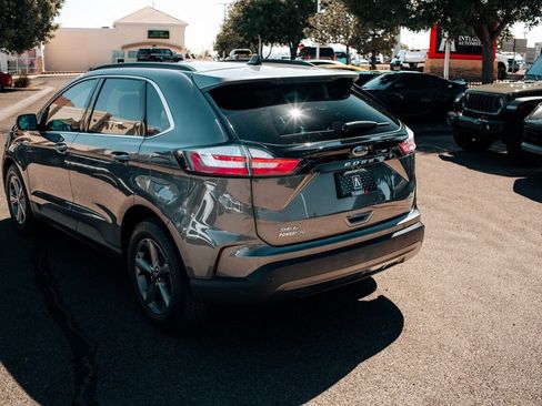 Used 2022 Ford Edge SEL w/ Sport Appearance Package AWD/4WD image 16