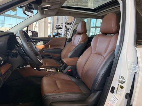 Used 2023 Subaru Forester Touring image 9