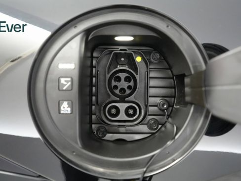 Used 2023 Hyundai Ioniq 6 SEL image 24