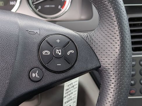 Used 2011 Mercedes-Benz C 350 Sport image 17