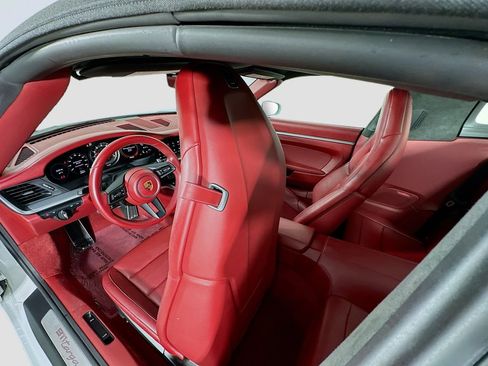 Used 2022 Porsche 911 Targa 4S image 23