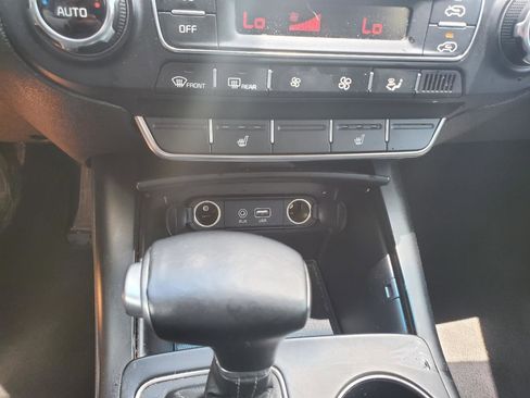Used 2019 Kia Sorento FWD w/ LX Convenience Package image 24