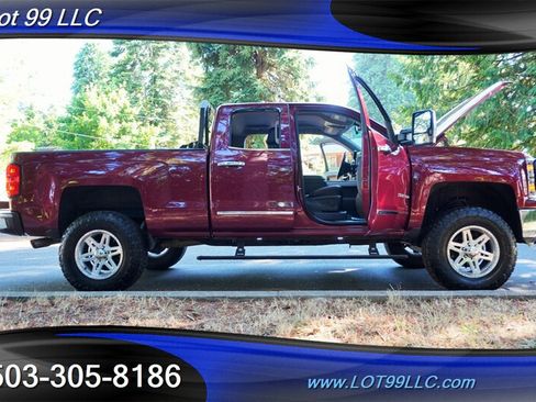 Used 2015 Chevrolet Silverado 1500 LTZ Z71 w/ LTZ Plus Package AWD/4WD image 28
