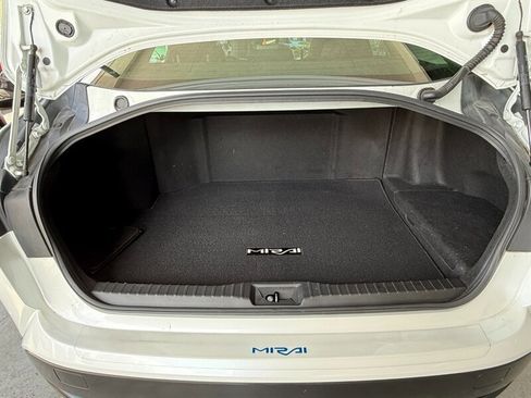 Used 2022 Toyota Mirai XLE w/ Advanced Technology Package image 36