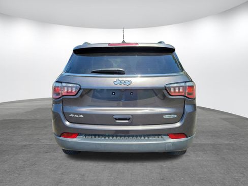 Used 2018 Jeep Compass Latitude AWD/4WD image 24