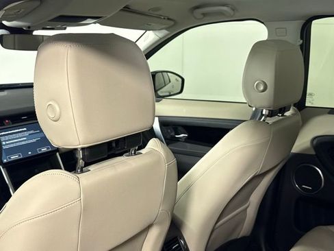 Certified 2025 Land Rover Discovery Sport S image 22