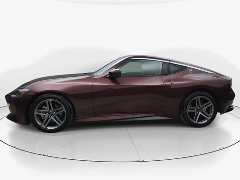 Used 2025 Nissan Z Sport w/ Floor Mat Package RWD image 7