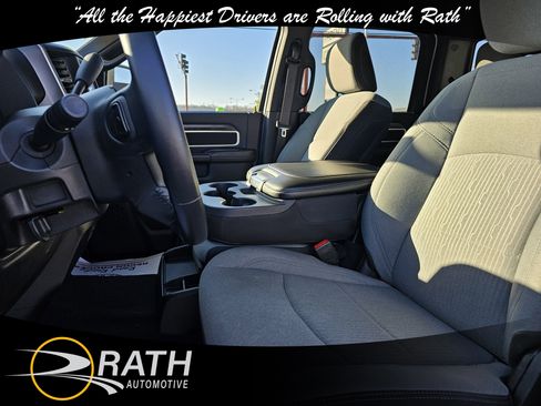 Used 2024 RAM 2500 Big Horn image 11