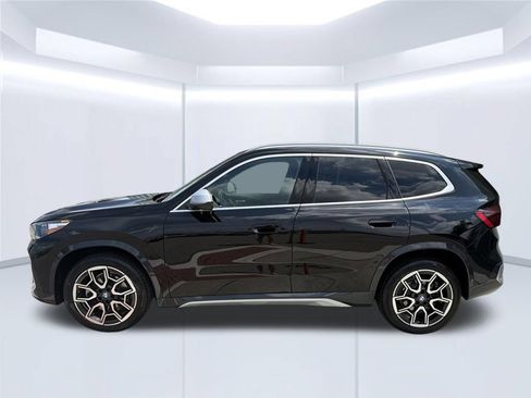 Used 2023 BMW X1 xDrive28i w/ Premium Package AWD/4WD image 3